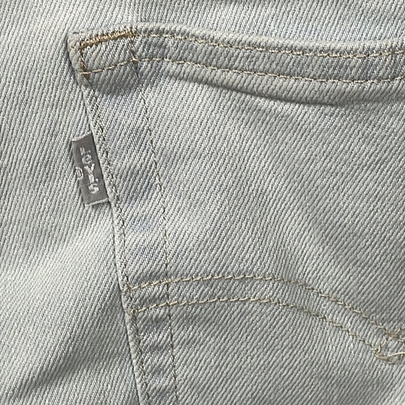 Levis Silver Tab Mom Jean Light Wash High Rise Sz 32 - Picture 7 of 14